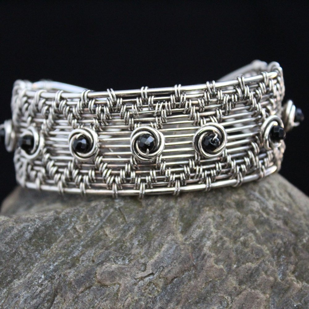 Handmade Sterling Silver Bracelet with Black Agate